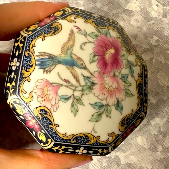 Source Unknown Other - Vintage Floral Hummingbird Trinket Box